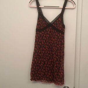 WORN TWICE URBAN OUTFITTERS FLORAL LACE DRESS
